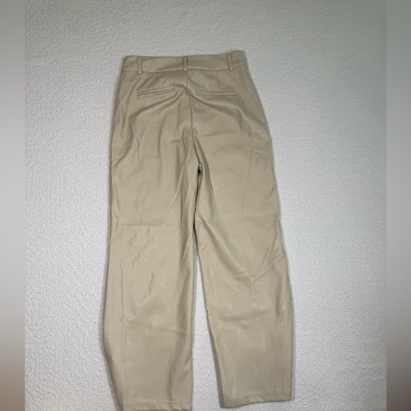 7 For All Mankind Vegan Leather Straight Wide Leg Crop Pant small womens - Picture 4 of 7